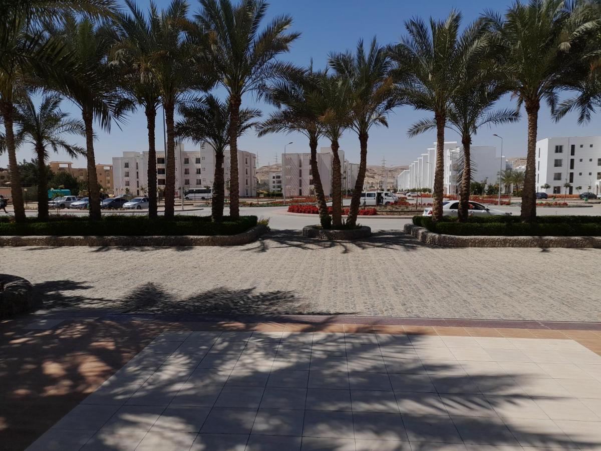 شاليه فرش فندقي بقرية بالميرا بيتش العين السخنه للعائلات Айн-Сохна Экстерьер фото
